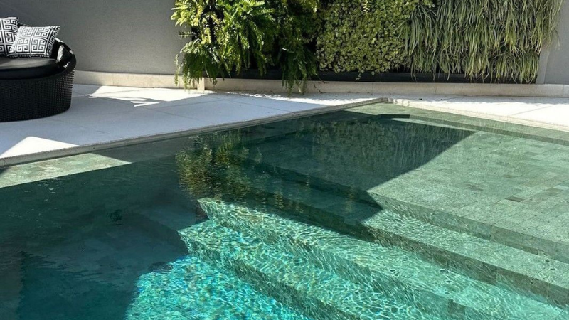 CERAMICOS-PISCINA-AVP